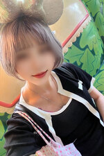 体験入店初日22歳3日10:30〜Fカップさん